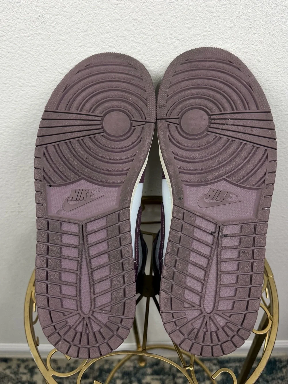 Nike Air Jordan 1 Mid Mauve-Sail UNISEX Size 12 BQ6472-050